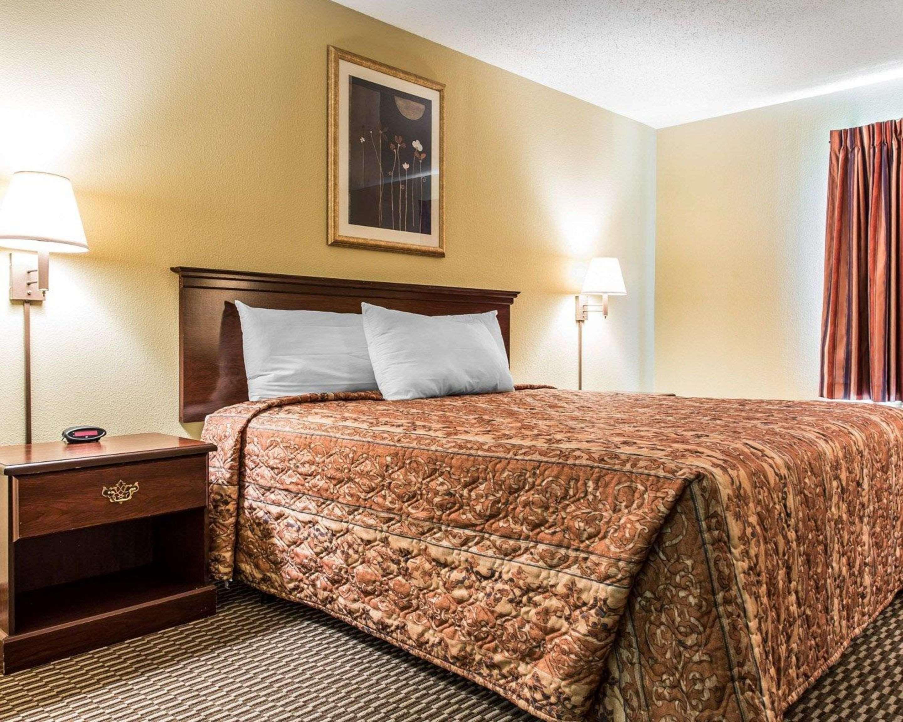 Rodeway Inn 森林公园 外观 照片