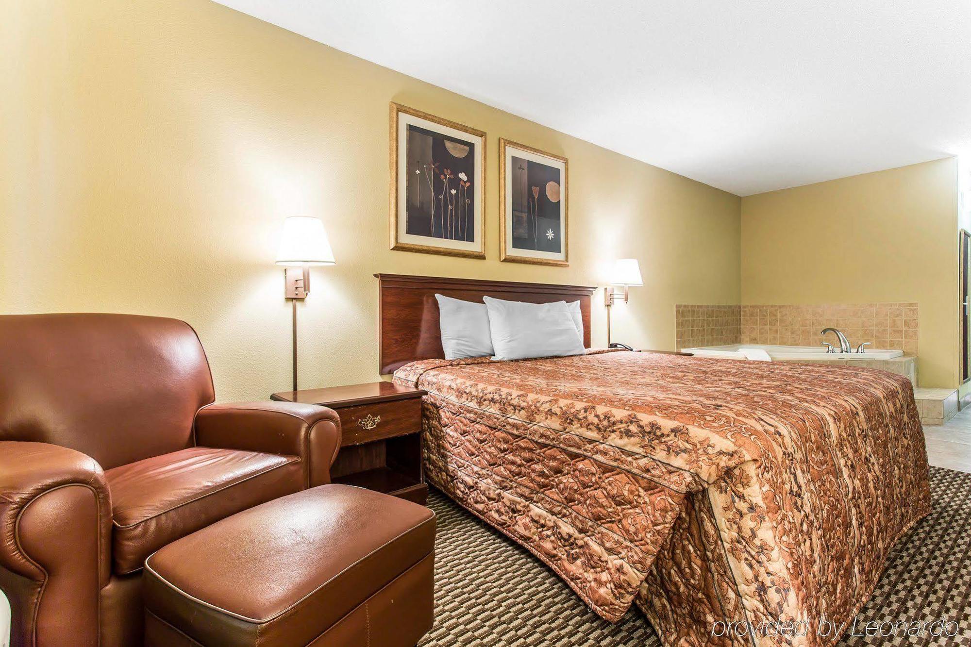 Rodeway Inn 森林公园 外观 照片