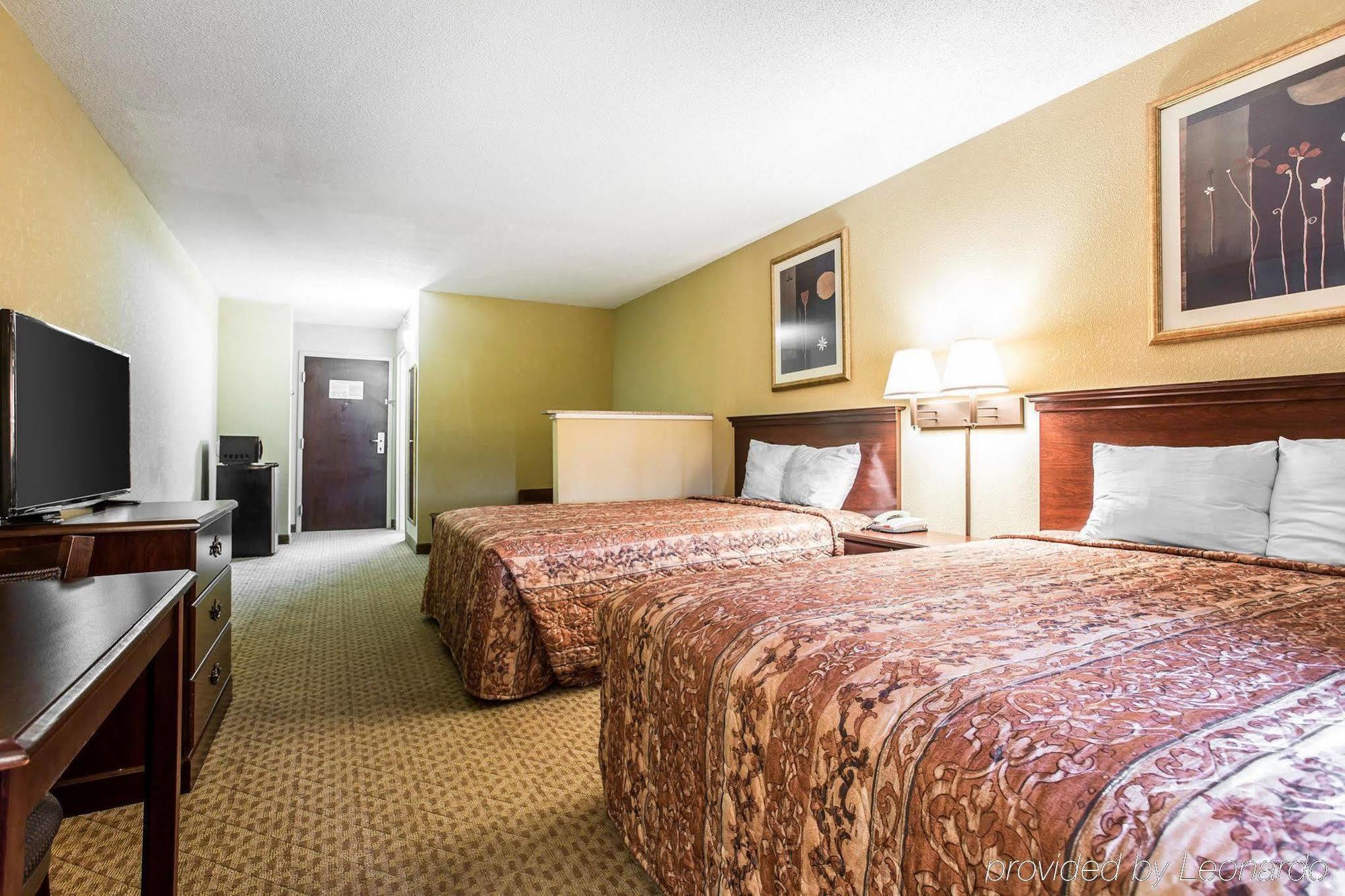 Rodeway Inn 森林公园 外观 照片